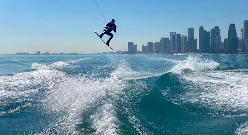 Wakeboarding and wakesurfing